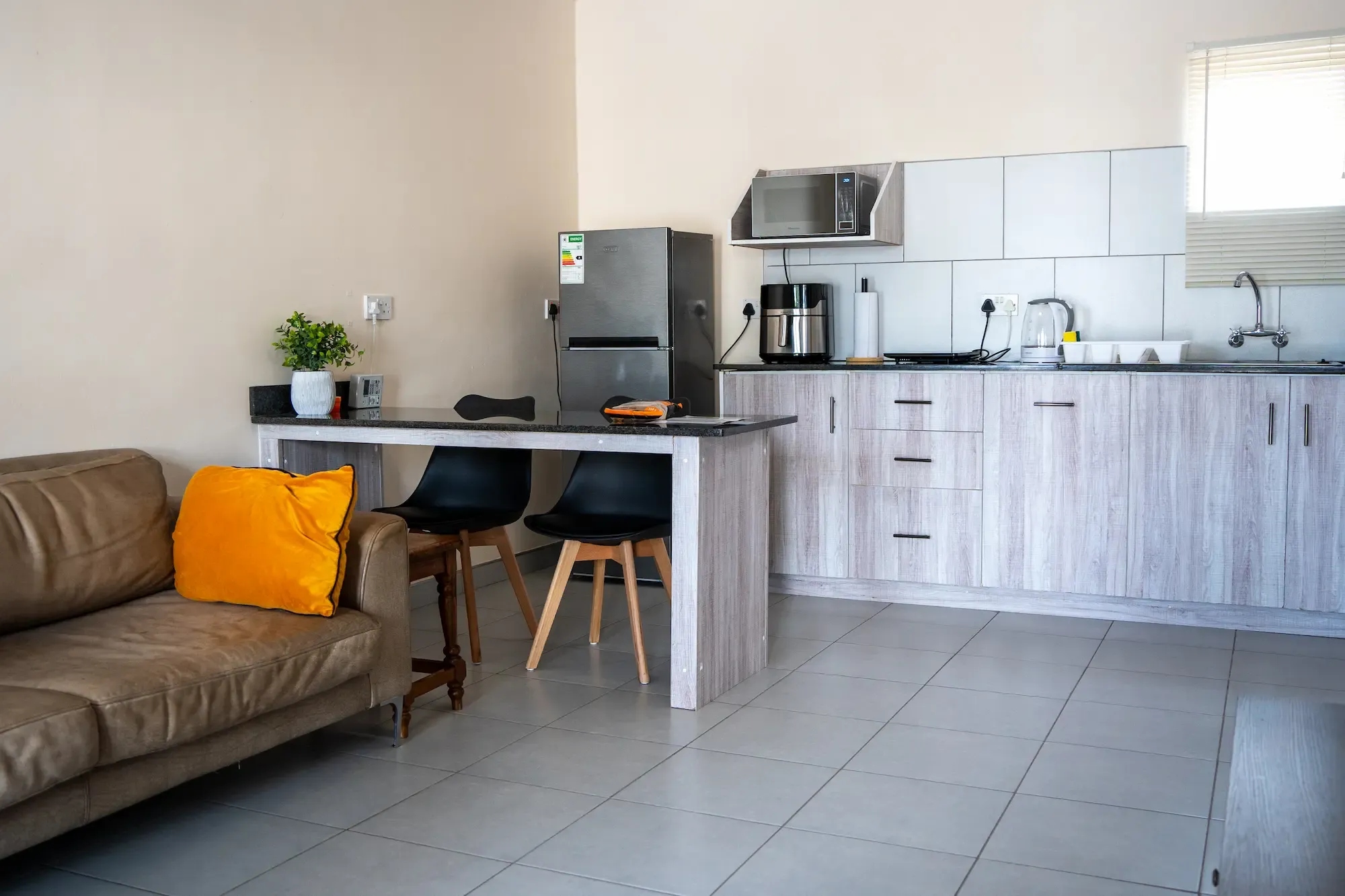 One Bedroom Apartment